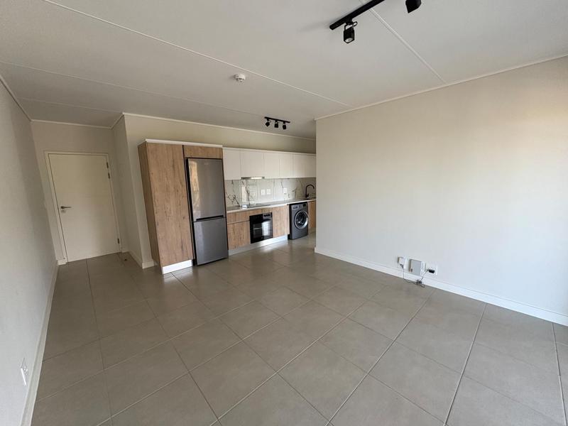 To Let 1 Bedroom Property for Rent in Richwood Western Cape
